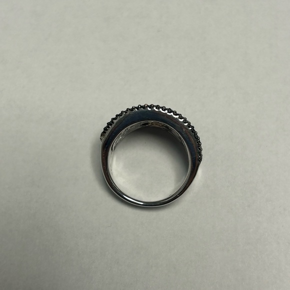 ‎‏Suzy Levian Sterling Silver Black White CZ Pave Wide Half Band NWT - Picture 5 of 6